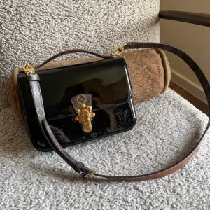 LOUIS VUITTON Cherrywood Vernis Leather 2019