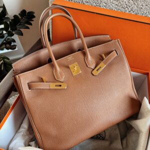 HERMÈS Birkin Bag 35 Togo Gold GHW 2015