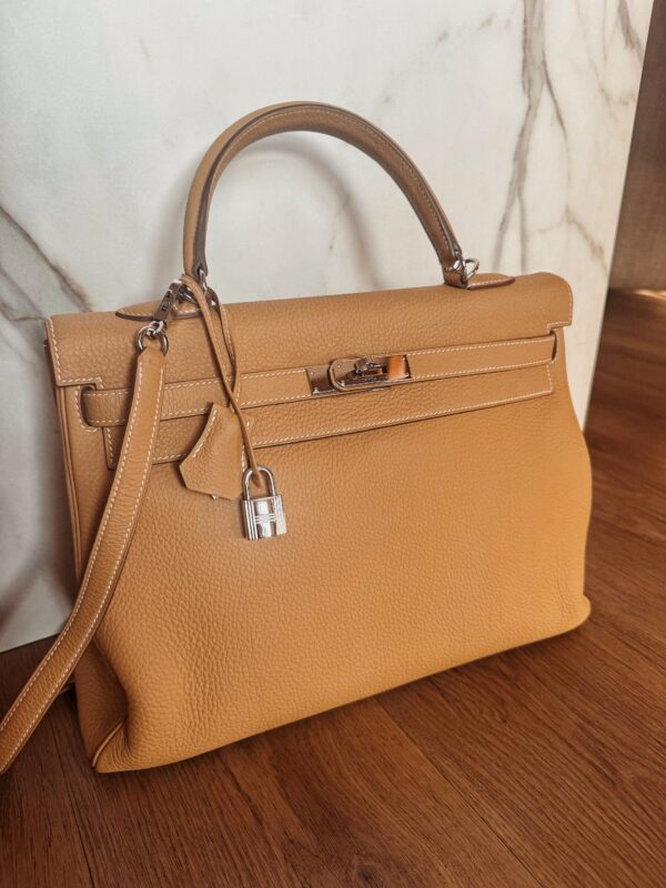 HERMÈS Kelly Bag 35 PHW Clemence Natural Sable