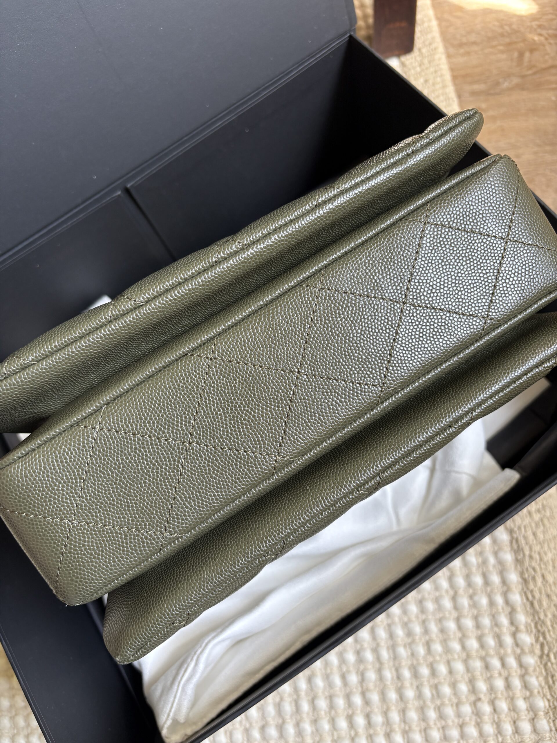 CHANEL Coco Caviar Leather Khaki 22k - Obrázek 4