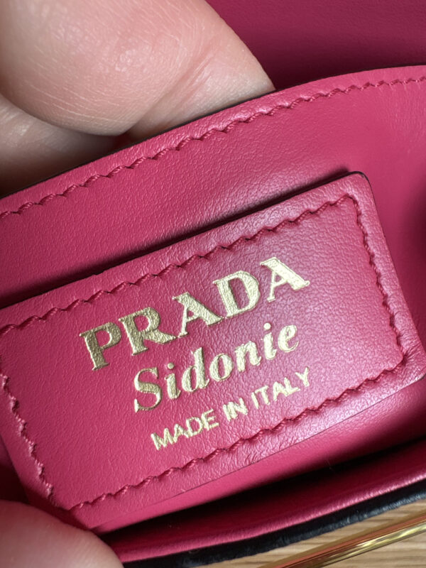 PRADA Sidonie Saffiano Leather Pink GHW - Obrázek 5