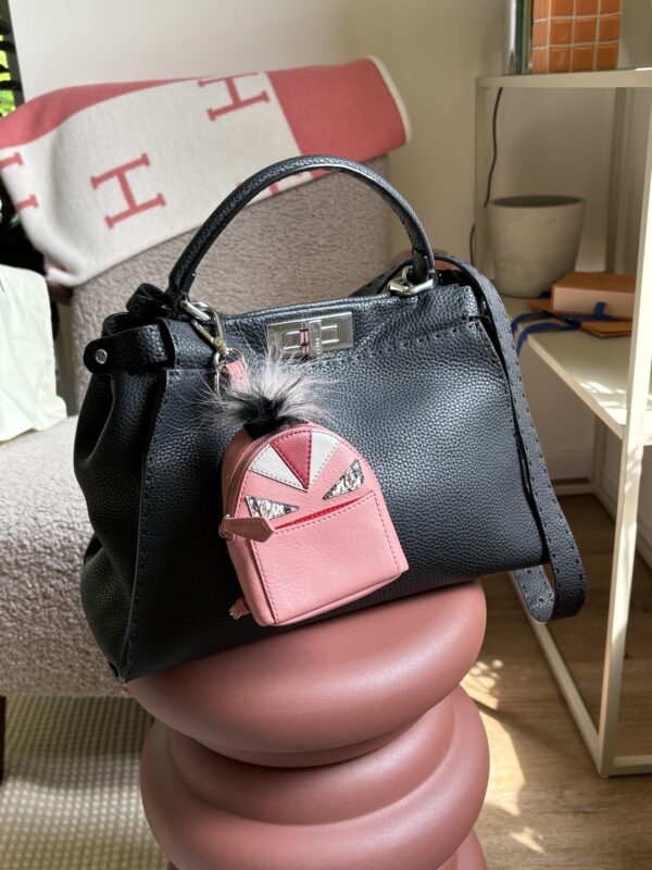 FENDI Peekaboo Medium Black - Obrázek 3