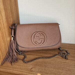 GUCCI Soho Chain Crossbody Bag Beige/Camelia Rose