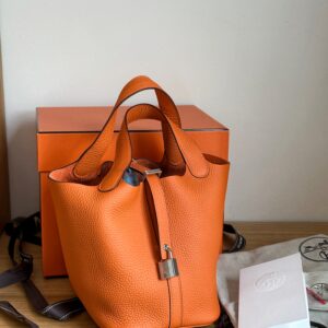 HERMÈS Picotin 18 Clemence Leather Orange H PHW 2025