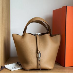HERMÈS Picotin 22 Biscuit PHW 2025