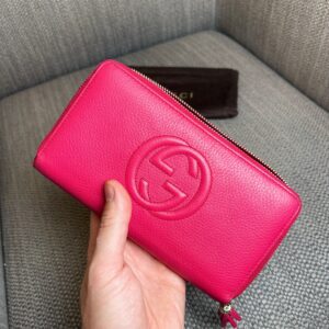 GUCCI Soho Cellarius Leather Zippy Wallet Bright Bougainvillea