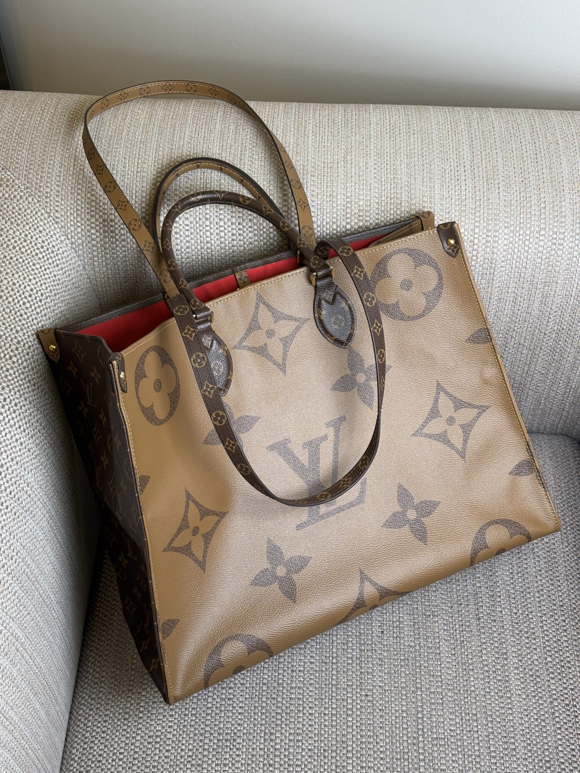 LOUIS VUITTON Onthego GM 2019 - Obrázek 2