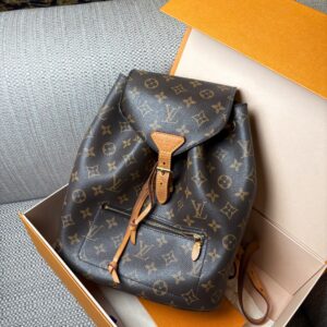 LOUIS VUITTON Montsouris Backpack MM 2018