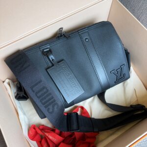 LOUIS VUITTON City Keepall Aerogram