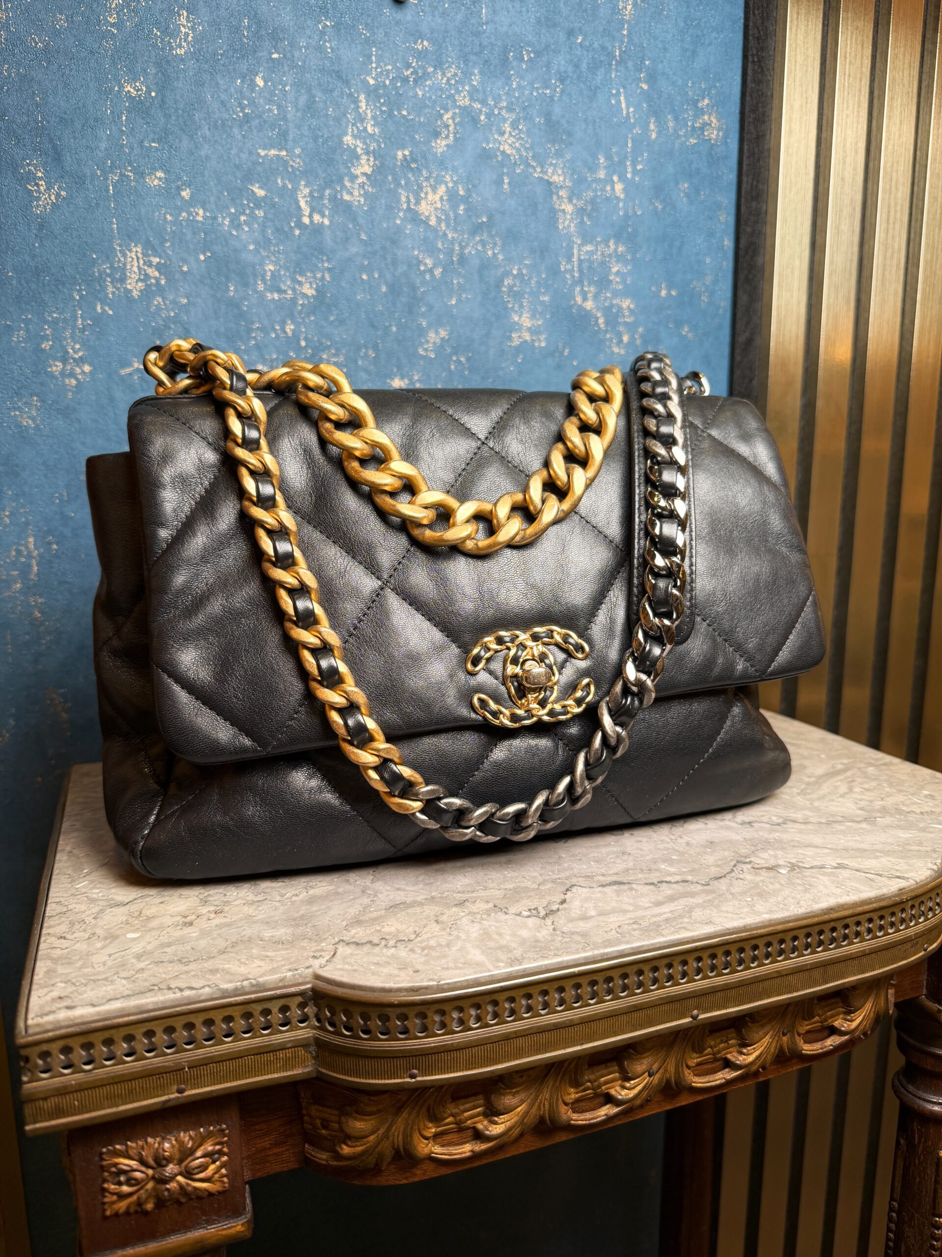 CHANEL 19 Flap Bag Black Lambskin Leather